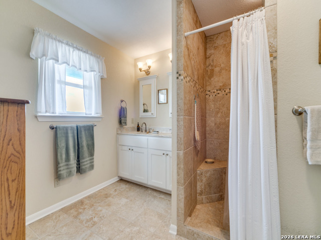 Image 19 of 29 For 101 Mountain Top Dr