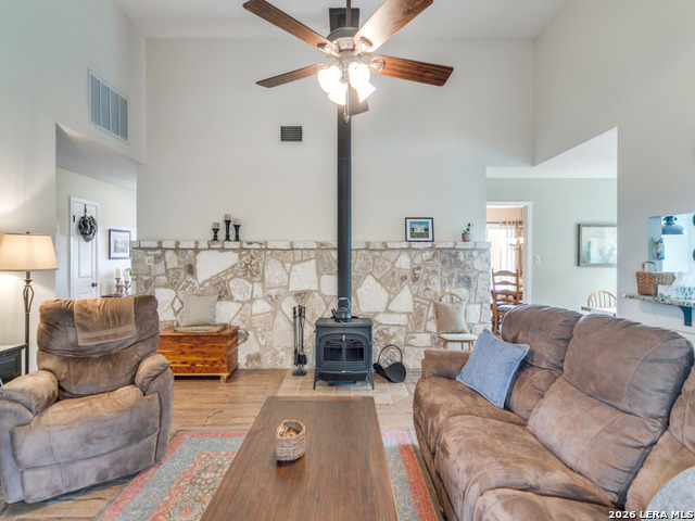 Image 3 of 29 For 101 Mountain Top Dr