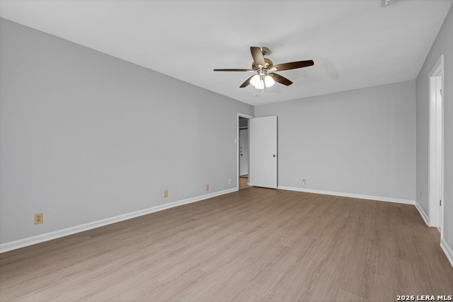 Image 21 of 25 For 7507 Echo Trail