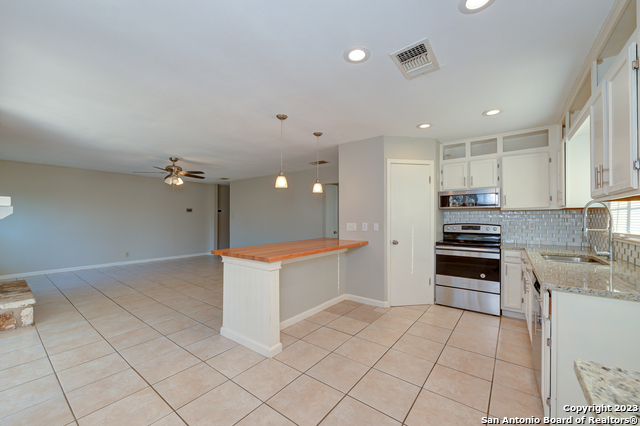 Image 7 of 25 For 7507 Echo Trail