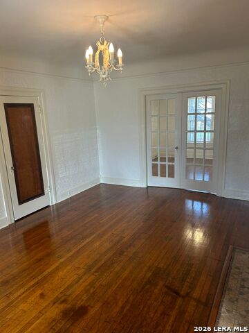 Image 2 of 8 For 1037 Magnolia Ave W