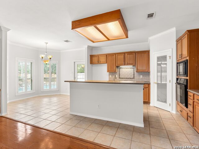 Image 15 of 36 For 16426 Chase Oak