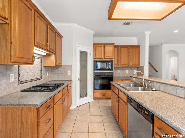 Image 19 of 36 For 16426 Chase Oak