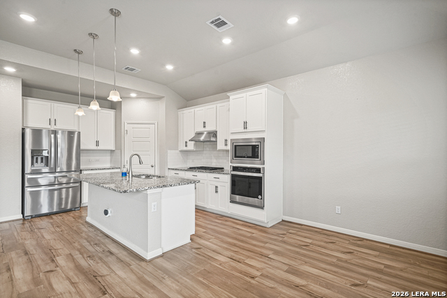 Image 11 of 39 For 26067 Scenic Crest Blvd