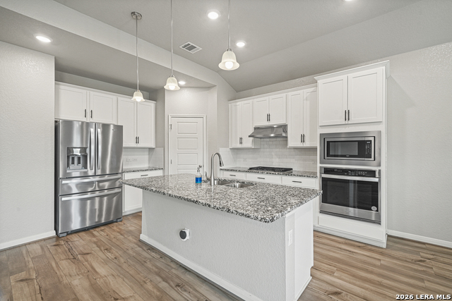 Image 14 of 39 For 26067 Scenic Crest Blvd