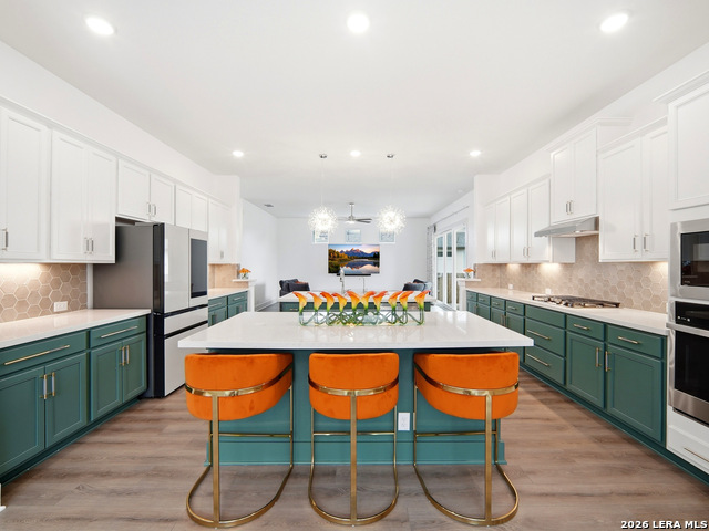 Image 15 of 63 For 532 Caliban  