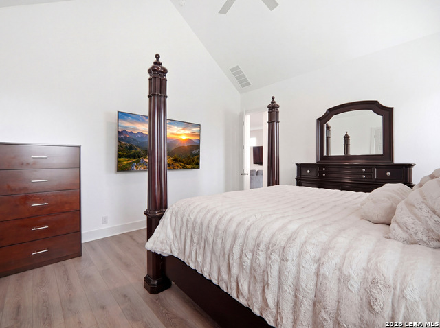 Image 33 of 63 For 532 Caliban  