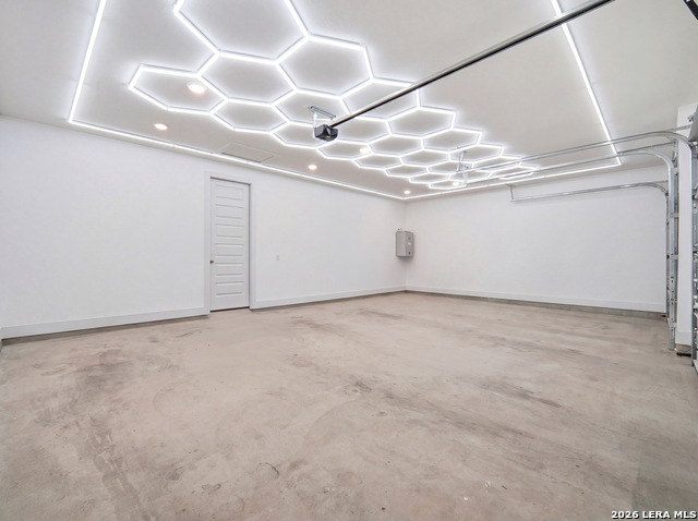 Image 47 of 63 For 532 Caliban  