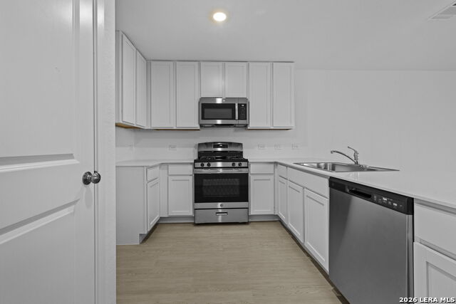 Image 10 of 22 For 12619 Kathleen St