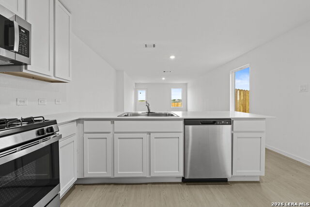 Image 11 of 22 For 12619 Kathleen St