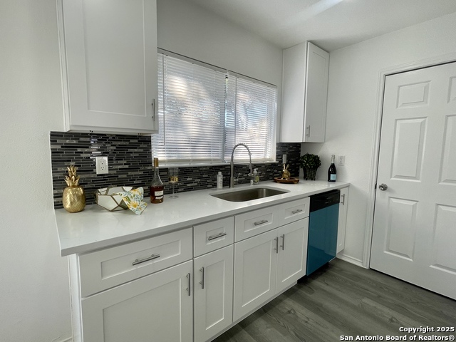 Image 6 of 20 For 6702 Mountain Asia