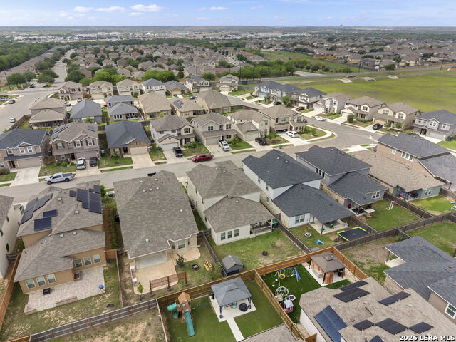 Image 27 of 39 For 9219 Yaya Rd