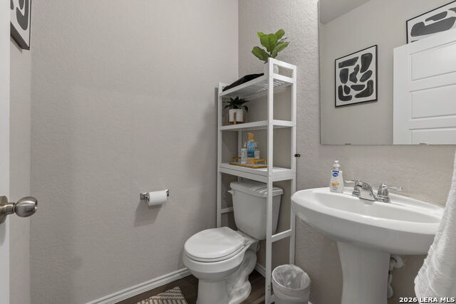 Image 4 of 39 For 9219 Yaya Rd