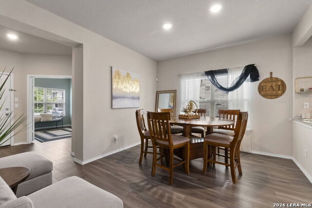 Image 5 of 39 For 9219 Yaya Rd