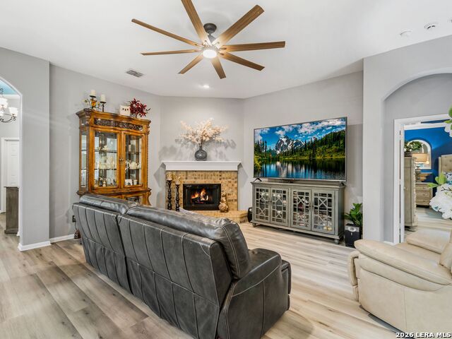 Image 19 of 28 For 9803 Selbourne Lane