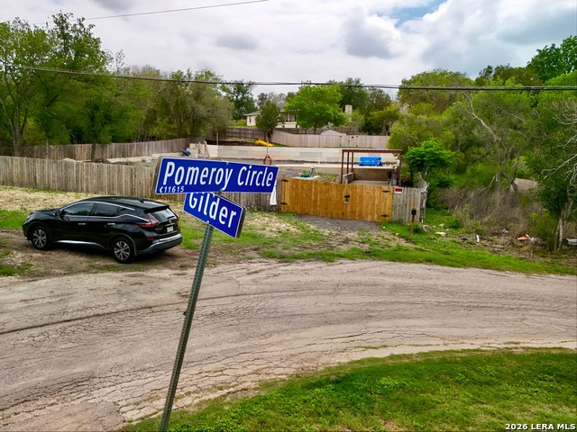 Image 5 of 19 For 6514 Gilder  