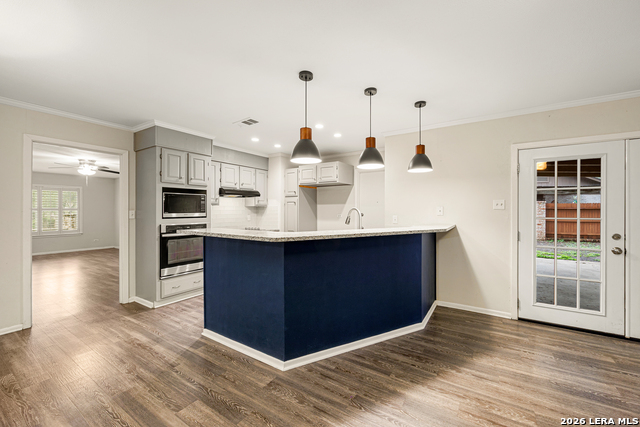 Image 15 of 34 For 6231 Farragut Dr