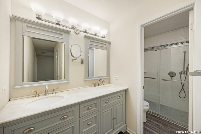 Image 21 of 34 For 6231 Farragut Dr