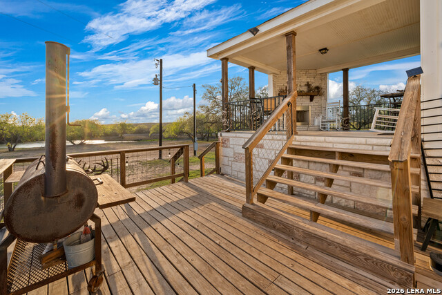 Listing photo id 2 for 208 Well Pad Rd