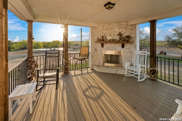 Listing photo id 3 for 208 Well Pad Rd