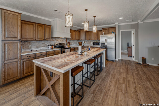 Listing photo id 5 for 208 Well Pad Rd