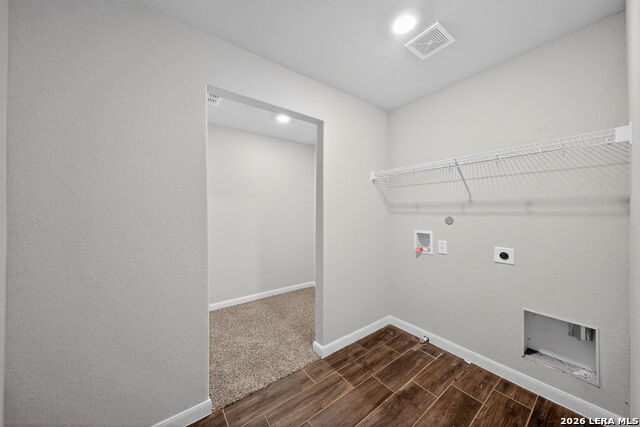 Image 33 of 38 For 14640 Sweet Clover