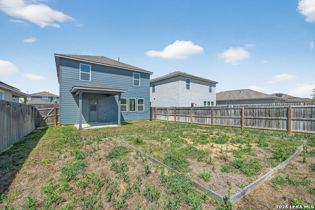 Image 36 of 38 For 14640 Sweet Clover