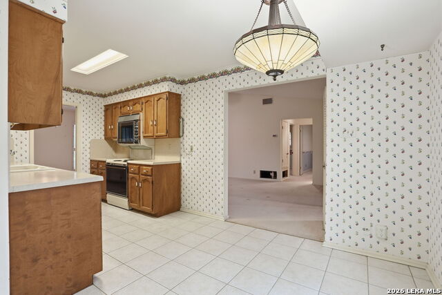 Image 18 of 31 For 10315 Luzon Dr