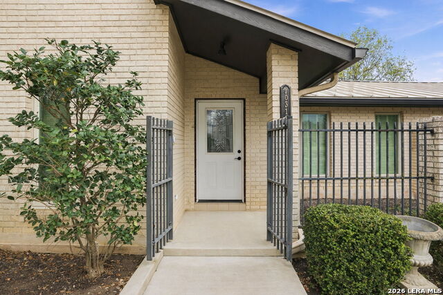 Image 8 of 31 For 10315 Luzon Dr