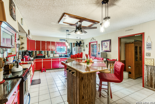 Image 11 of 38 For 8910 Forest Trl