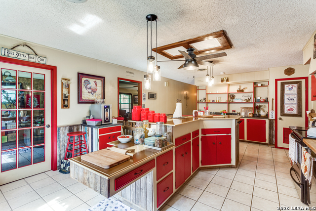 Image 12 of 38 For 8910 Forest Trl