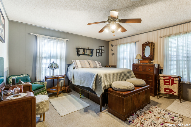 Image 18 of 38 For 8910 Forest Trl