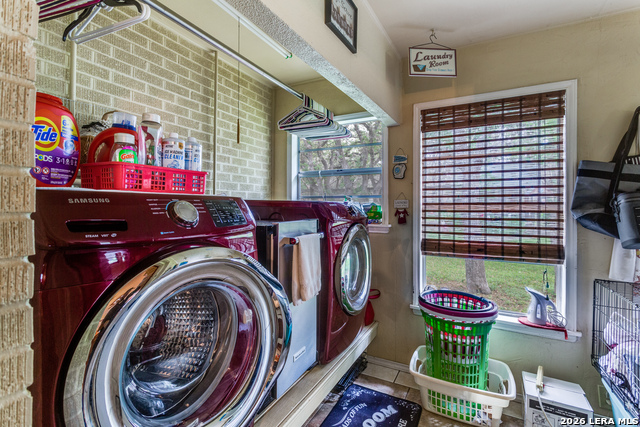 Image 26 of 38 For 8910 Forest Trl