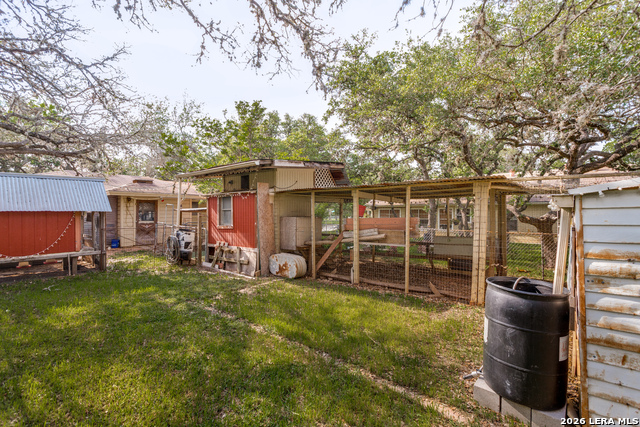 Image 32 of 38 For 8910 Forest Trl