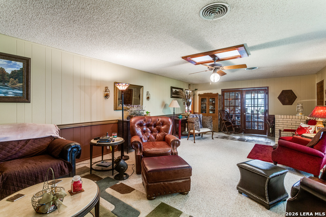 Image 7 of 38 For 8910 Forest Trl