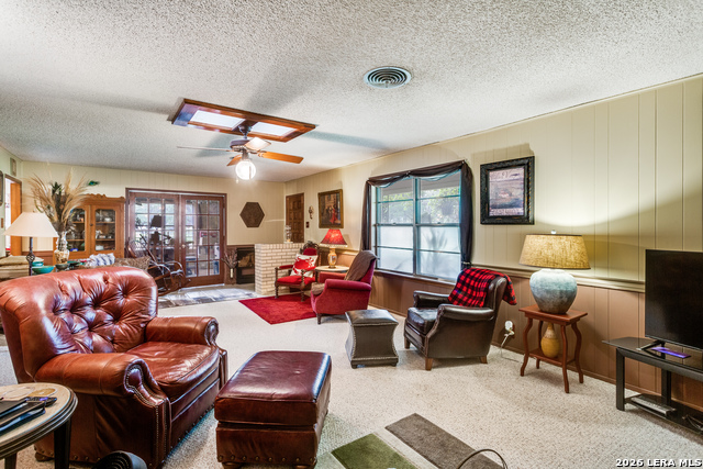 Image 8 of 38 For 8910 Forest Trl