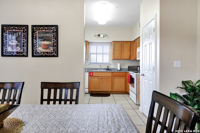 Image 12 of 47 For 6160 Eckhert  Apt 1721