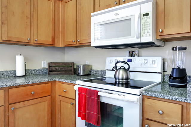 Image 14 of 47 For 6160 Eckhert  Apt 1721