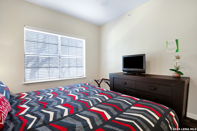 Image 21 of 47 For 6160 Eckhert  Apt 1721