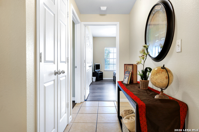 Image 27 of 47 For 6160 Eckhert  Apt 1721