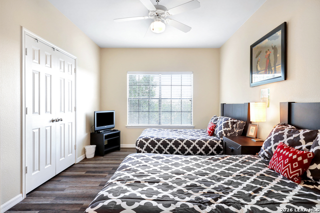 Image 33 of 47 For 6160 Eckhert  Apt 1721