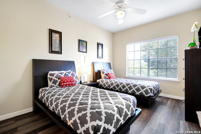 Image 36 of 47 For 6160 Eckhert  Apt 1721