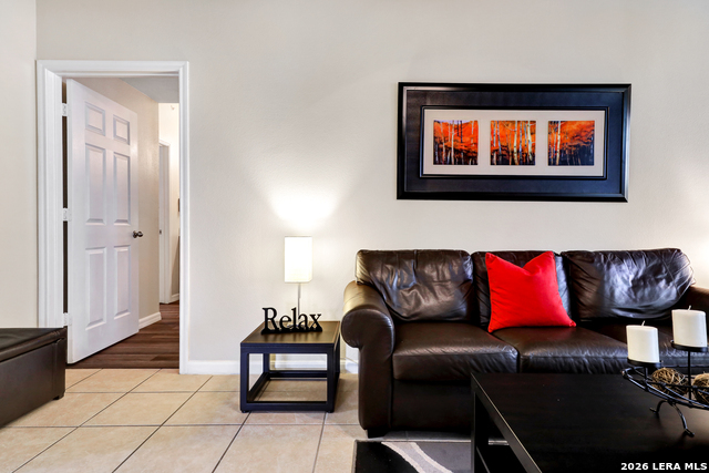 Image 4 of 47 For 6160 Eckhert  Apt 1721