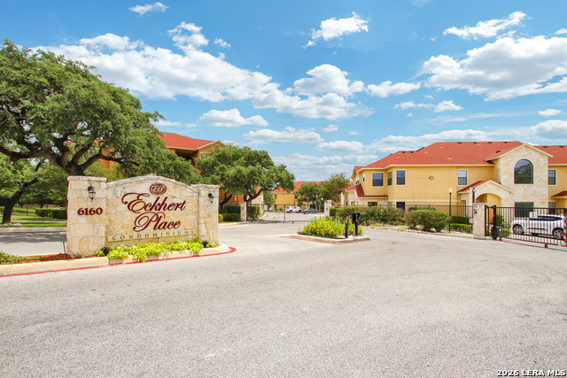 Image 44 of 47 For 6160 Eckhert  Apt 1721