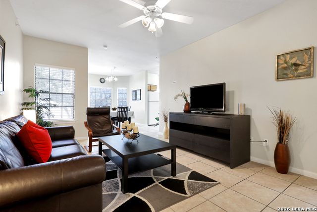 Image 5 of 47 For 6160 Eckhert  Apt 1721