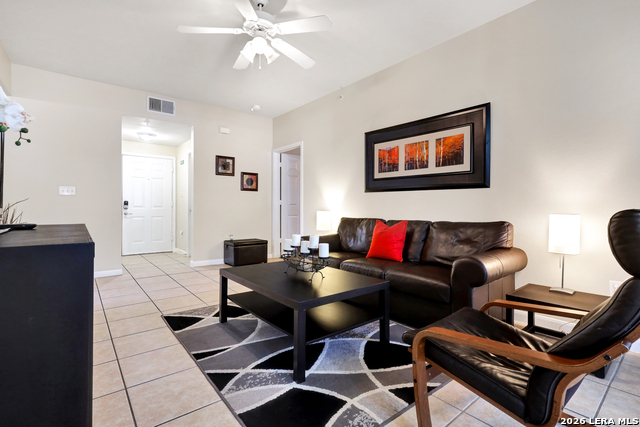 Image 6 of 47 For 6160 Eckhert  Apt 1721