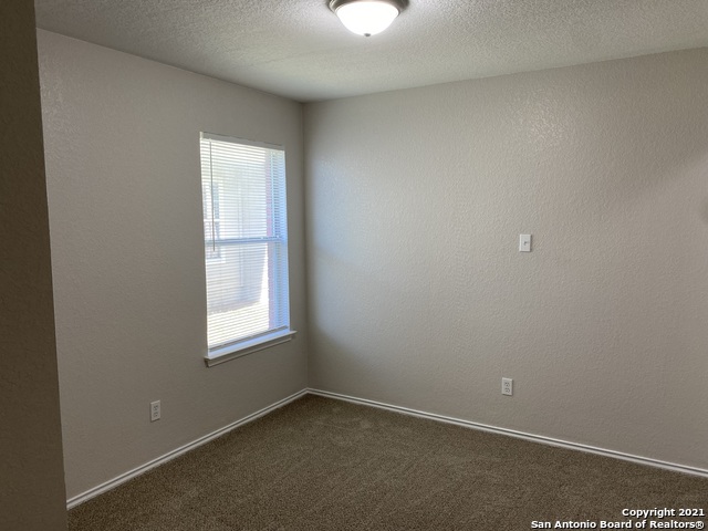 Image 10 of 13 For 511 Mathis Meadows