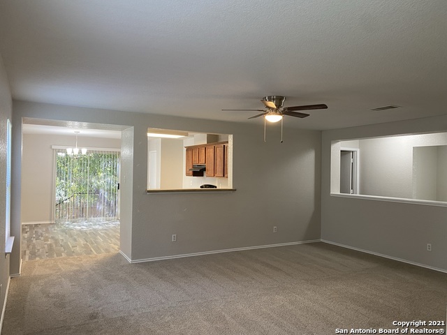 Image 2 of 13 For 511 Mathis Meadows