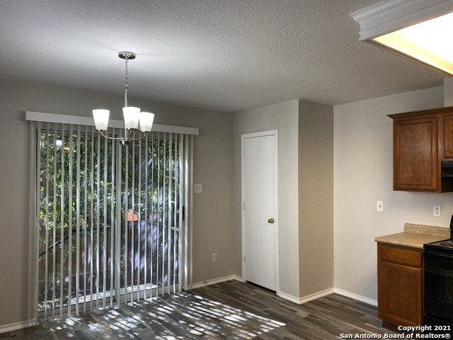 Image 5 of 13 For 511 Mathis Meadows