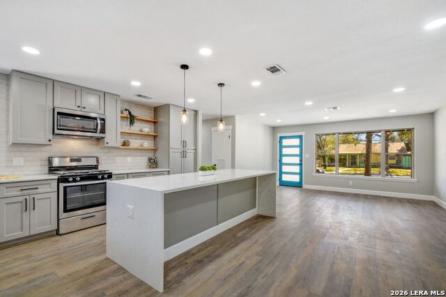 Image 11 of 27 For 411 Millwood Ln